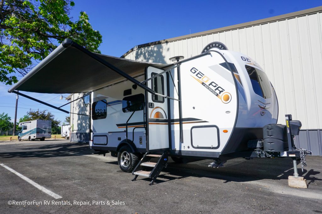 2020-Rockwood-Geopro-G19RD-01
